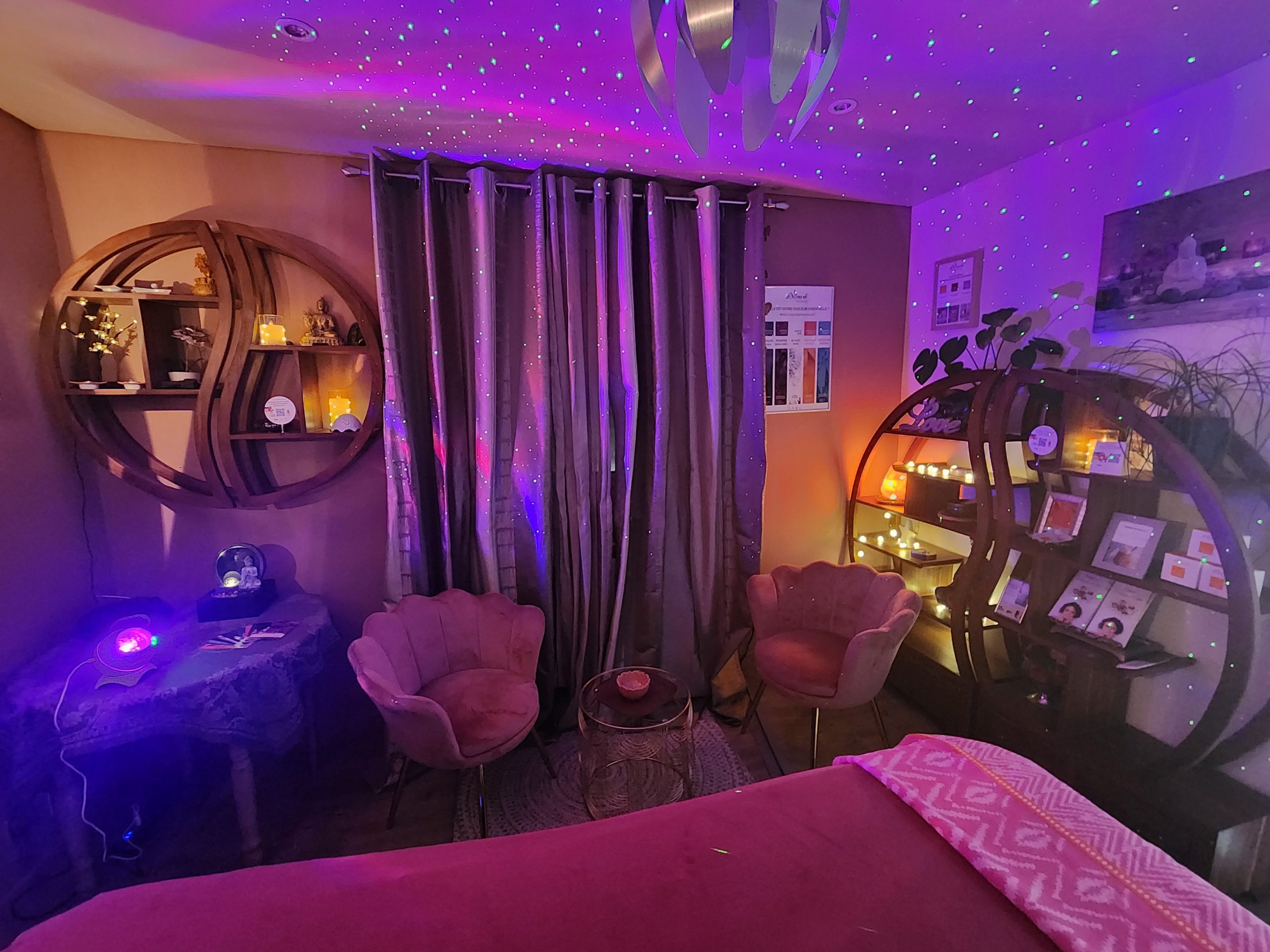 Salle de massage de Sensation'aile massages by Cécile à Lattes